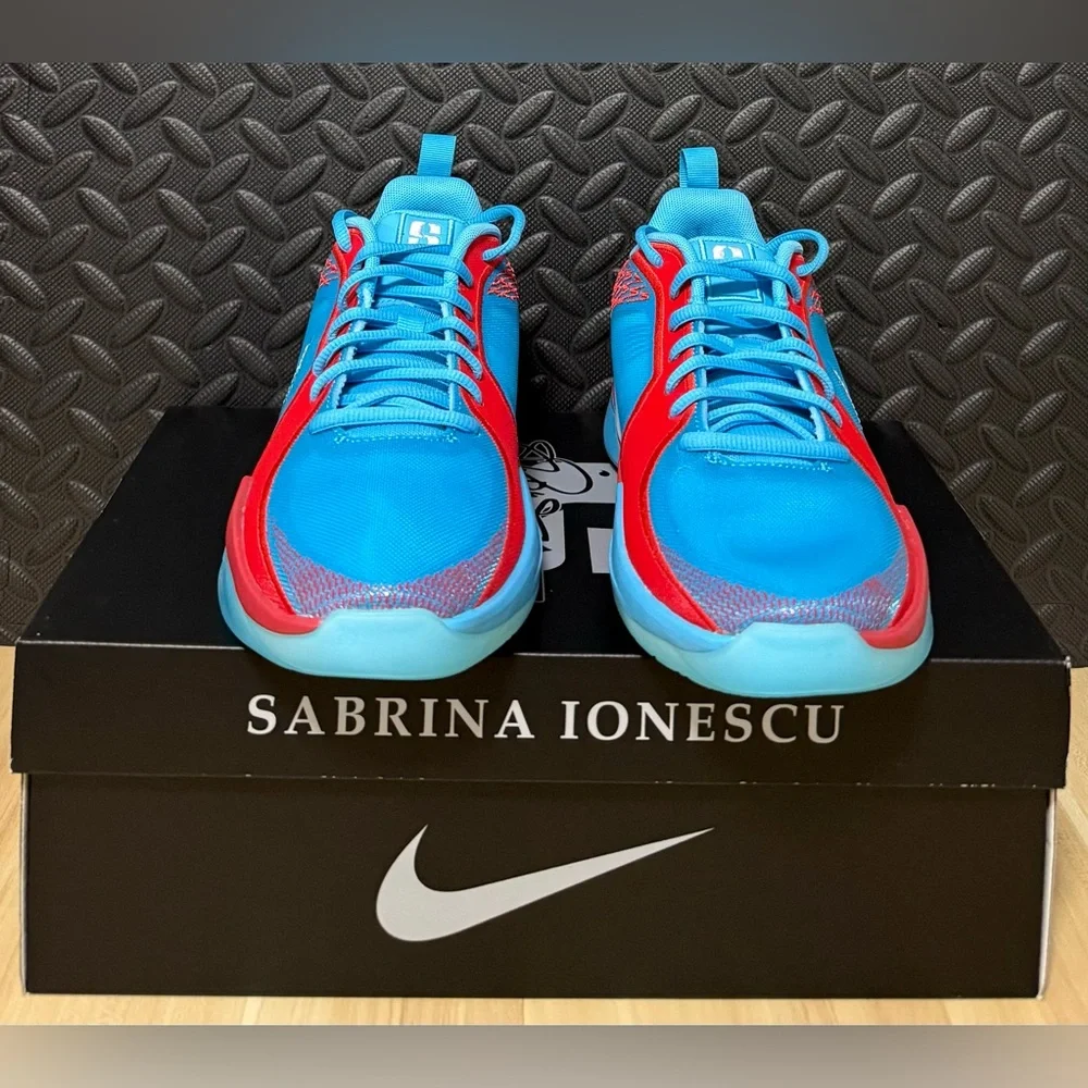 Nike Sabrina 2 Slurpee Red Blue Basketball FQ7376-400 GS Size 7Y Womens Size 8.5
